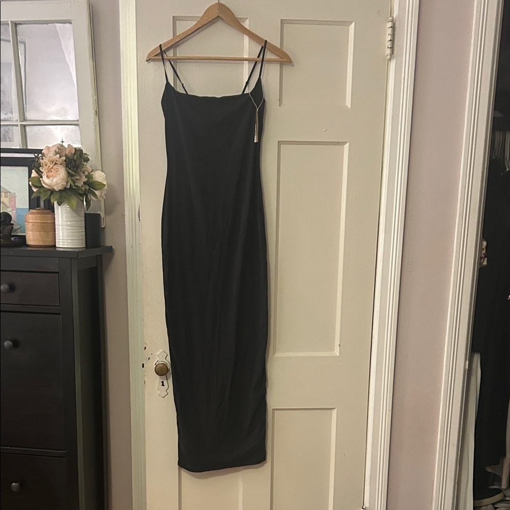 NWT SKIMS Elegant Black Maxi Dress - L